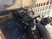  بالصور: مجهولون يضرمون النار بدراجة نارية وسط مدينة يافا دون وقوع إصابات